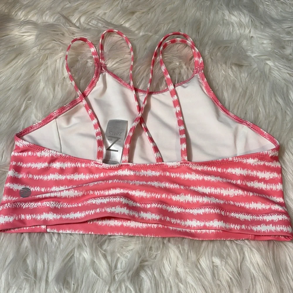 NWOT Z By Zella Youth Size 14 Swim Top Only